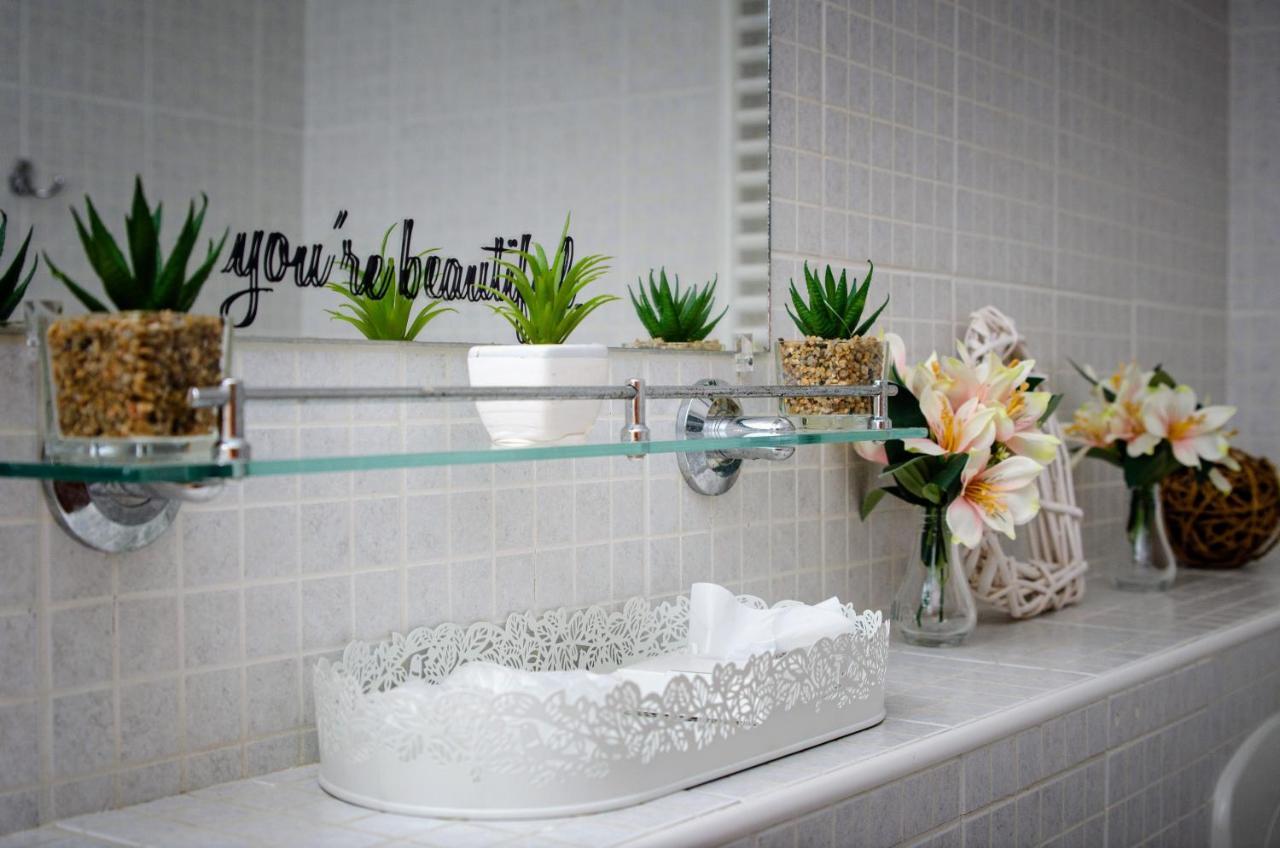 Gyogyvoelgy Apartman Egerszalok Ngoại thất bức ảnh